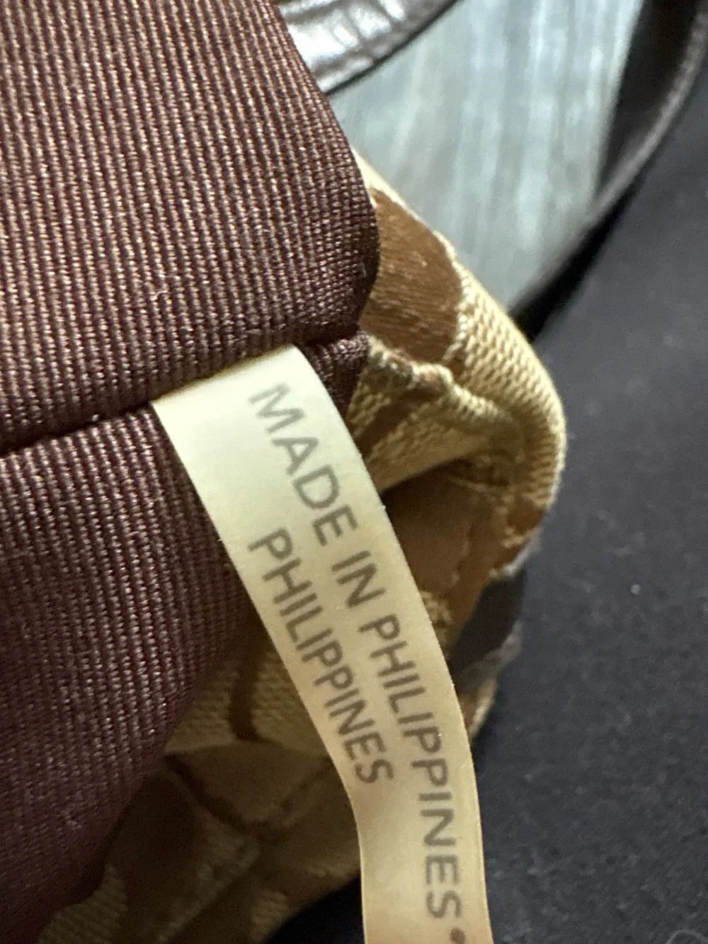 Coach canvas tote shoulder bag with signature Cs brown